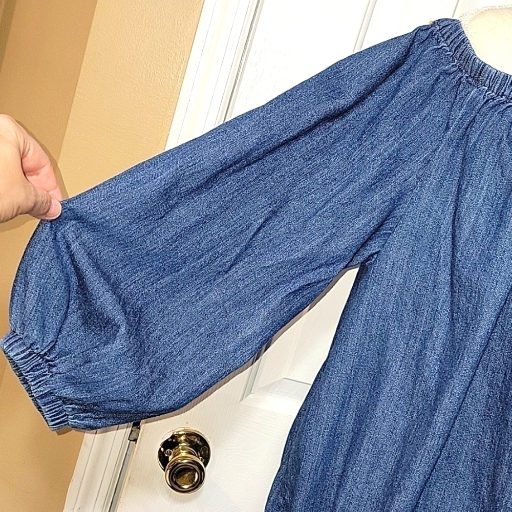 Universal Thread Chambray Denim Off The Shoulder … - image 2